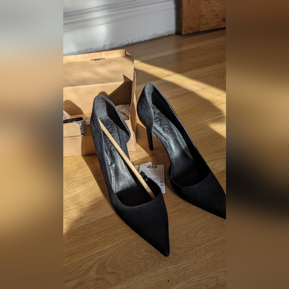 Mango asymmetrical heeled shoes, size 38. NWT.